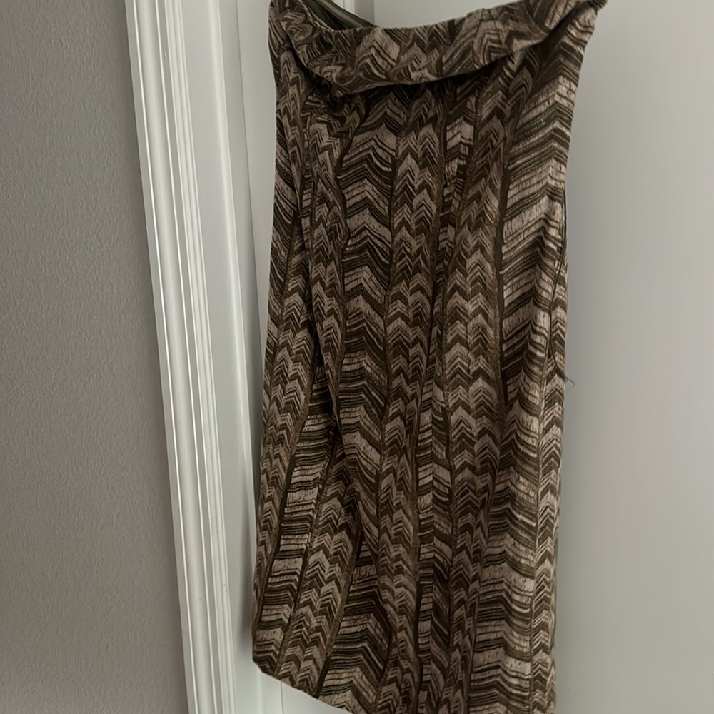 🔥🔥This little olive green dress is 🔥🔥🔥🔥